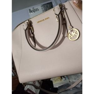 Michale kors pink purse